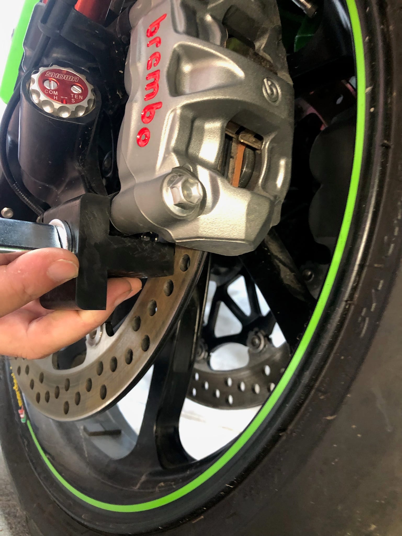 FRONT Paddock Stand for Radial Calipers Bikelift HGFS-10H
