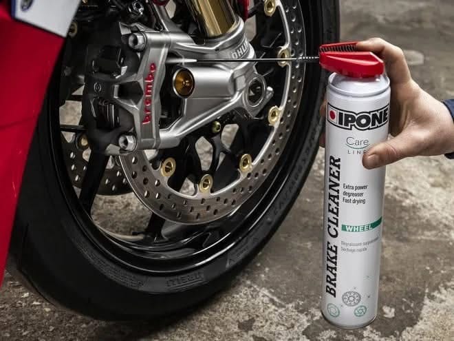 IPONE Brake Cleaner Spray 750ml Fast Drying Degreaser